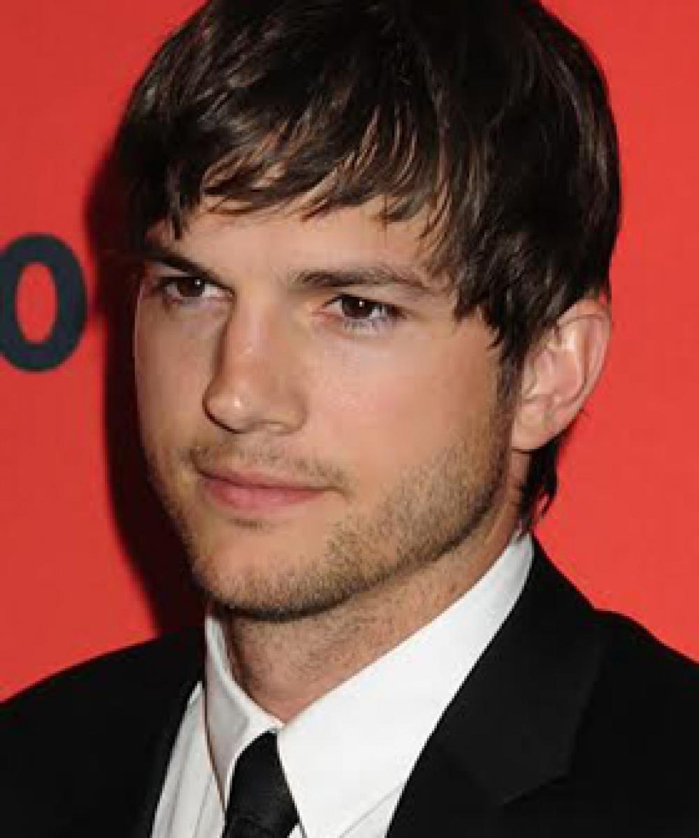 Ashton Kutcher says its amazing to see Rumer Willis speak about bullying